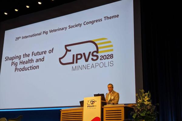 Cesar Corzo presents at IPVS 2024